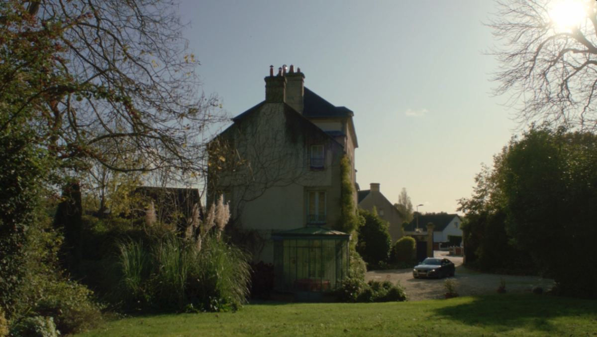 La Plage — still 07